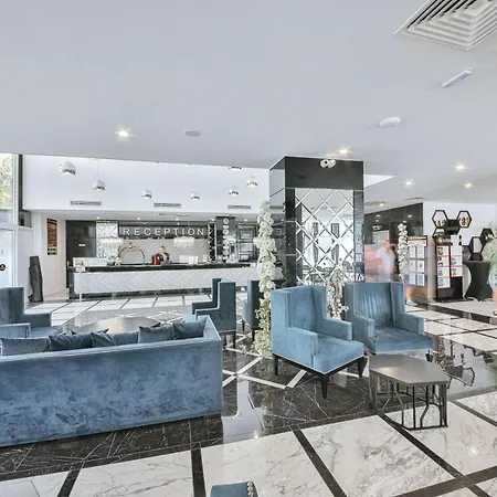 Prestige Deluxe Aquapark Club 酒店