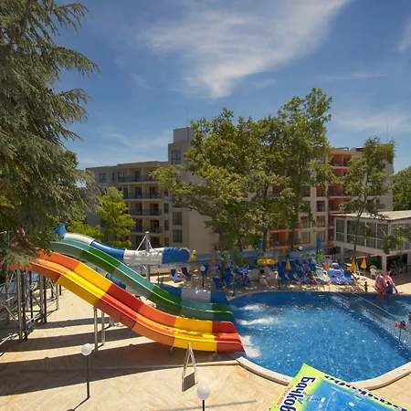 Prestige Deluxe Aquapark Club מלון 4*