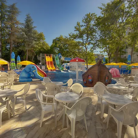 Prestige Deluxe Aquapark Club