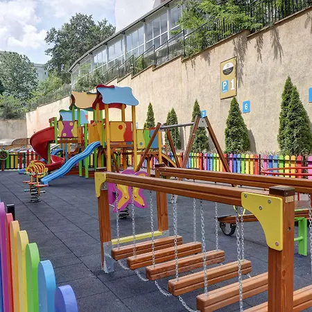 מלון Prestige Deluxe Aquapark Club