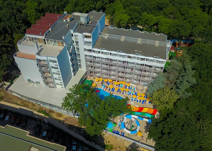 Prestige Deluxe Aquapark Club 4*