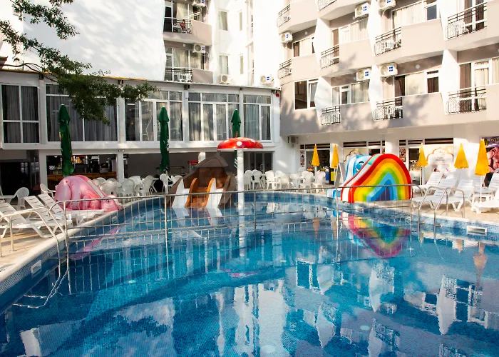 Prestige Deluxe Aquapark Club Hotel 4*