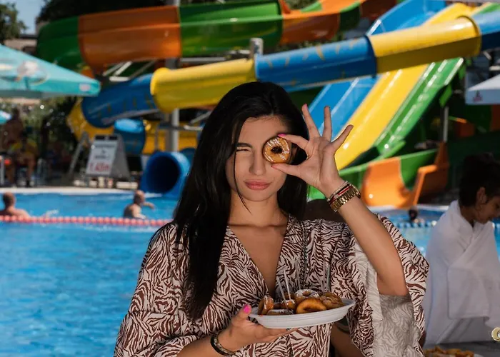 Prestige Deluxe Aquapark Club 4*