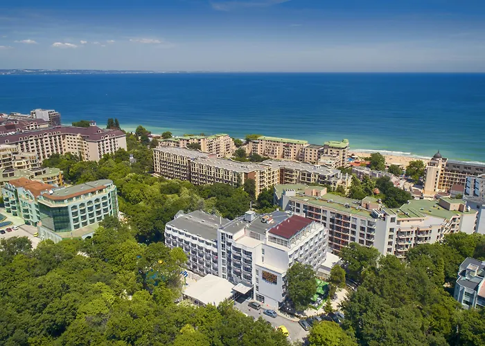 Prestige Deluxe Aquapark Club 4*