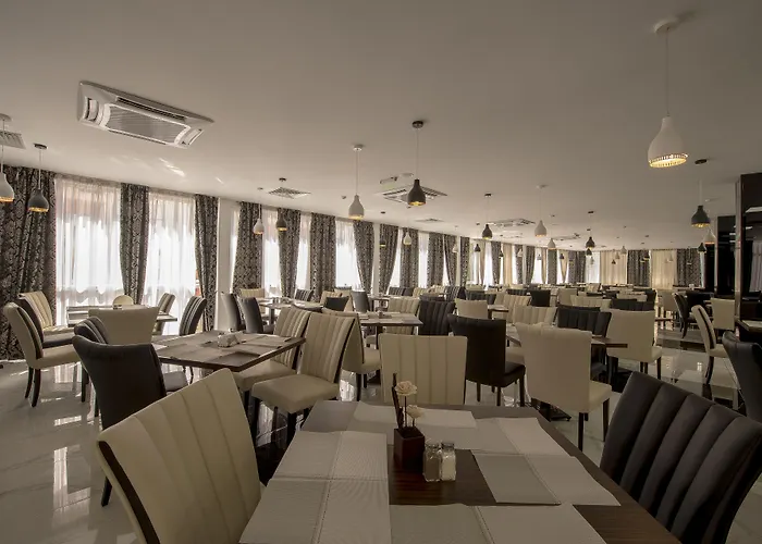 Prestige Deluxe Aquapark Club 4* Golden Sands