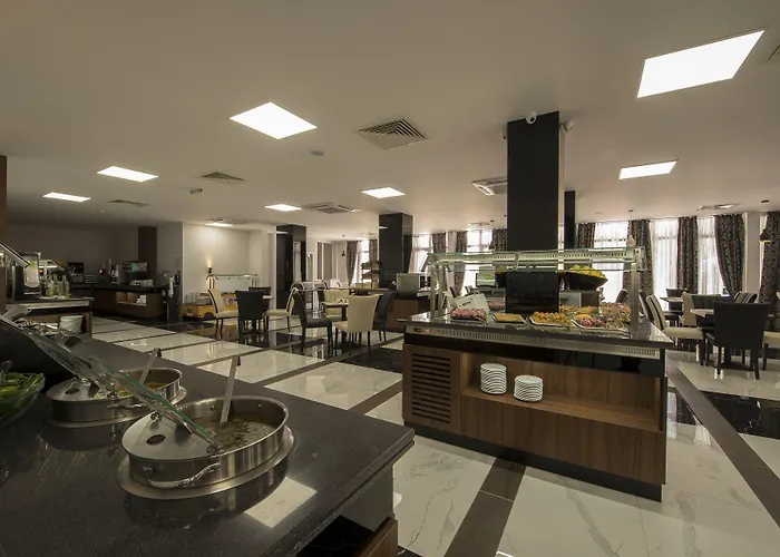 Prestige Deluxe Aquapark Club 4* Golden Sands